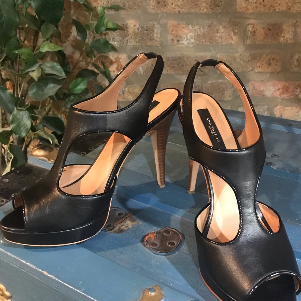 Ann Taylor Shannon Platform - Picture 2 of 5